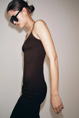 Платье миди на бретелях- Заказать в России