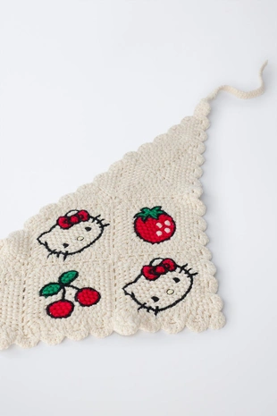 Бандана крючком Hello Kitty © Sanrio- Заказать в России