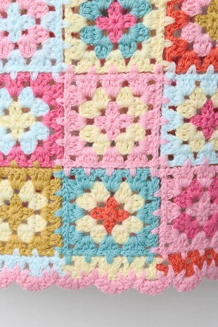 Вязаный топ крючком с сердечками- Заказать в России