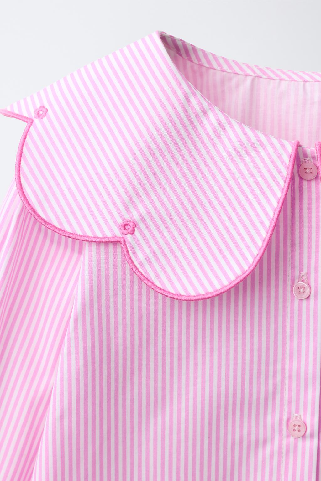 РУБАШКА В ПОЛОСКУ С ВЫШИВКОЙ НА ВОРОТНИКЕ