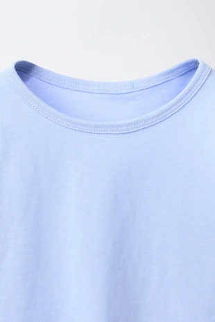 Однотонная футболка