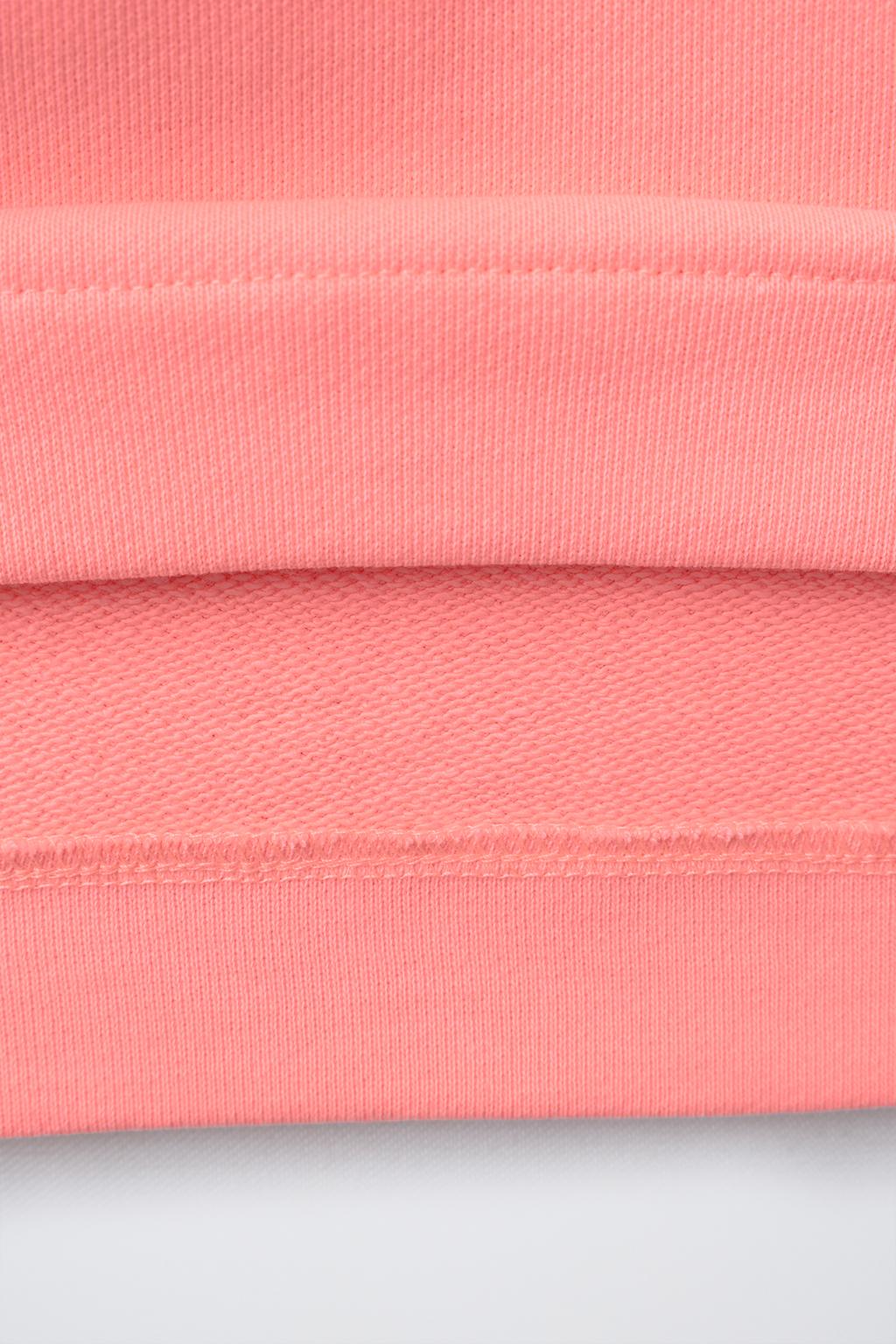 КОМПЛЕКТ ИЗ ТОЛСТОВКИ И ШОРТ С РЕЗИНОВЫМ ЦВЕТКОМ