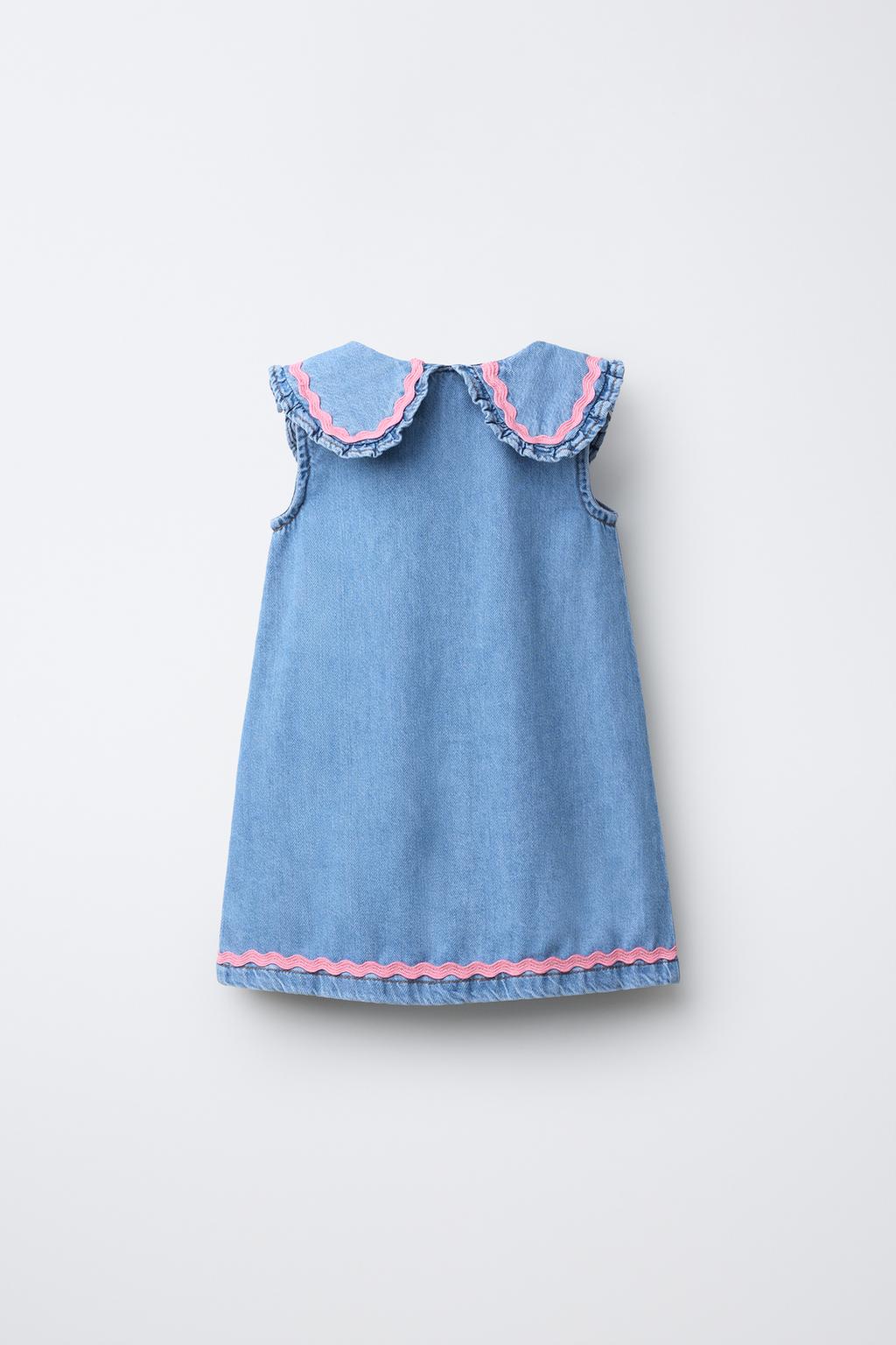 ДЖИНСОВОЕ ПЛАТЬЕ С ВОЛНИСТЫМ КРАЕМ