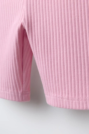 Велосипедные легинсы в рубчик с рельефной надписью