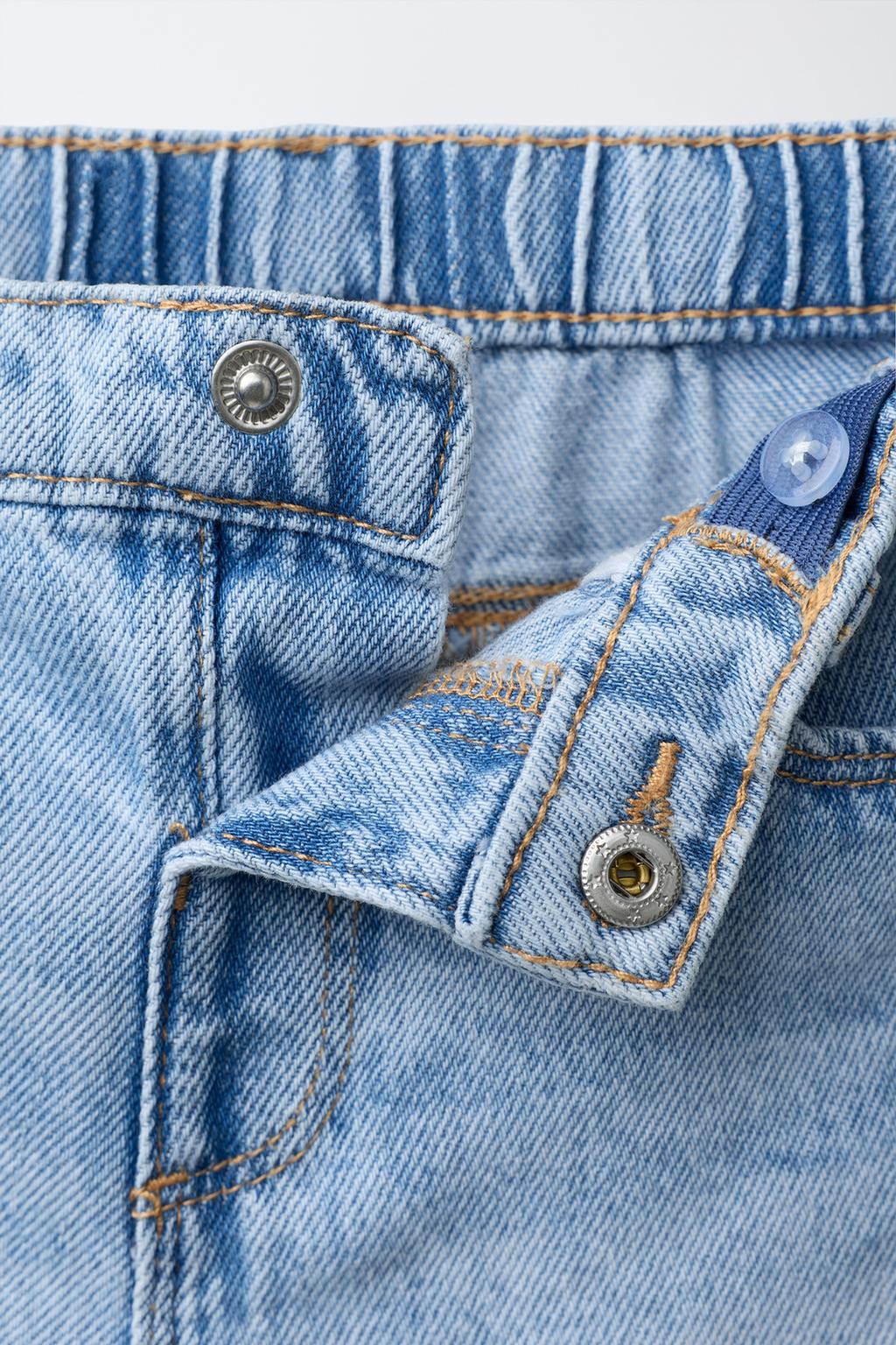 ДЖИНСОВЫЕ ШОРТЫ С ВОЛНИСТЫМ КРАЕМ