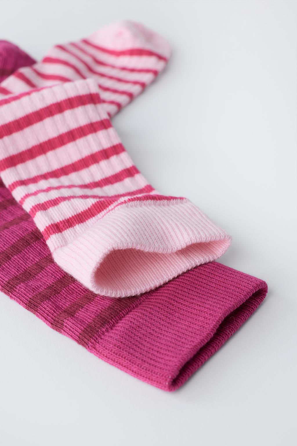 НАБОР ИЗ ДВУХ ПАР ВЫСОКИХ НОСКОВ В ПОЛОСКУ