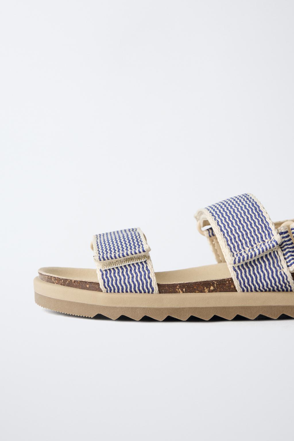 САНДАЛИИ В ПОЛОСКУ