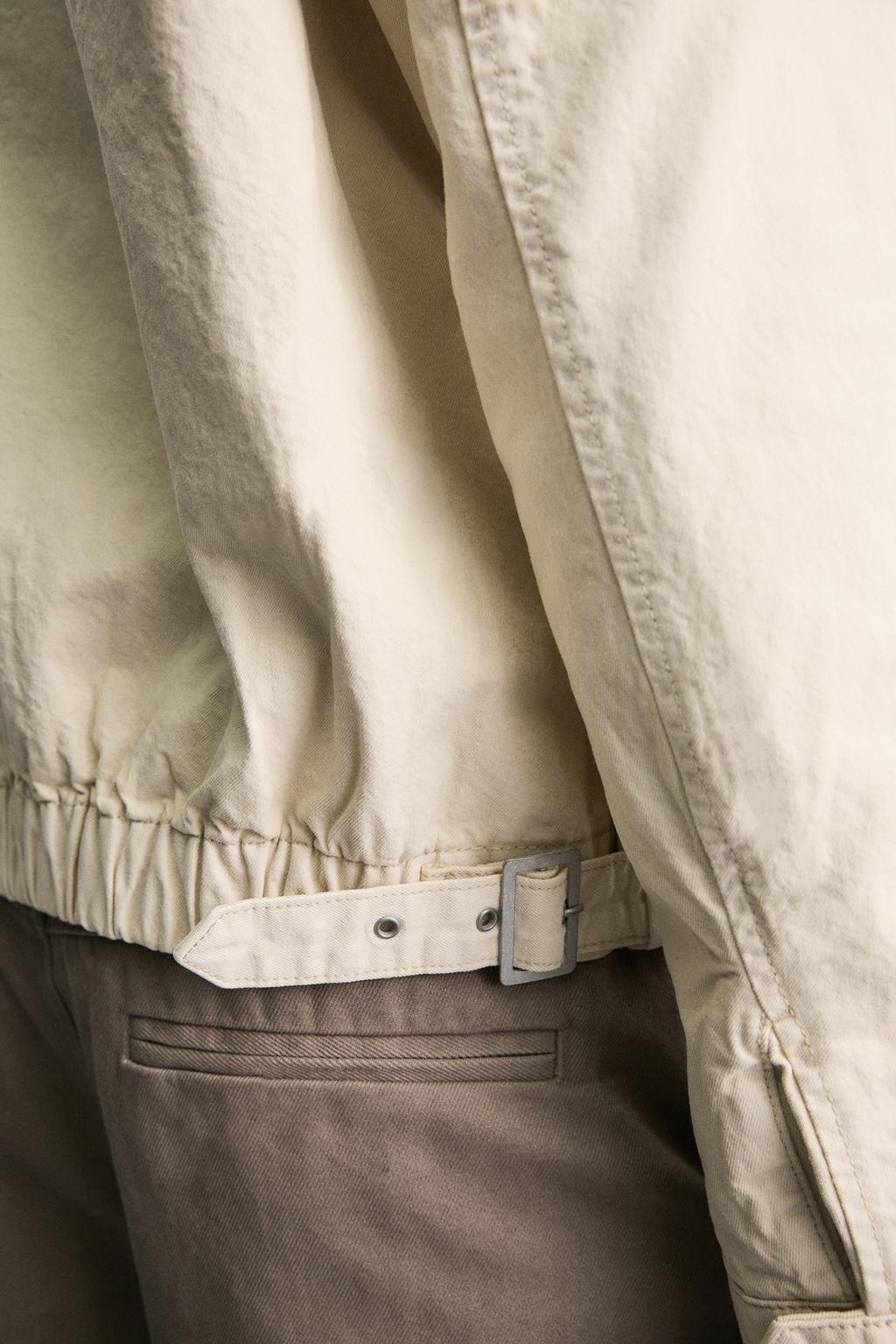 УКОРОЧЕННАЯ КУРТКА С ВЕЛЬВЕТОВЫМ ВОРОТНИКОМ