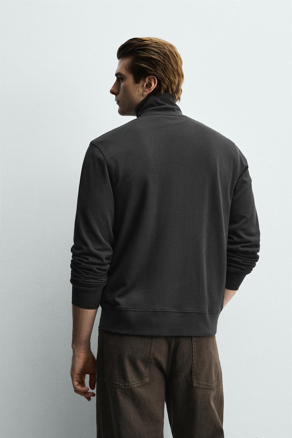 ТОЛСТОВКА КЛАССИЧЕСКОГО КРОЯ НА МОЛНИИ