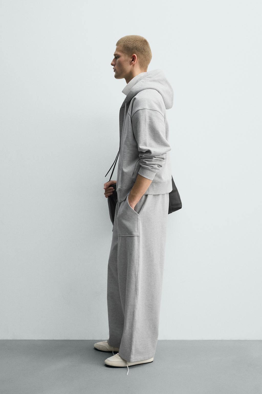 ТОЛСТОВКА  НА МОЛНИИ С КАПЮШОНОМ