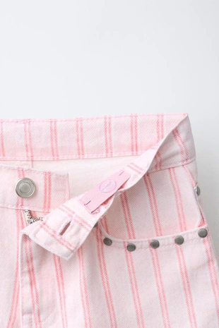 Джинсовые шорты в полоску с заклепками- Заказать в России