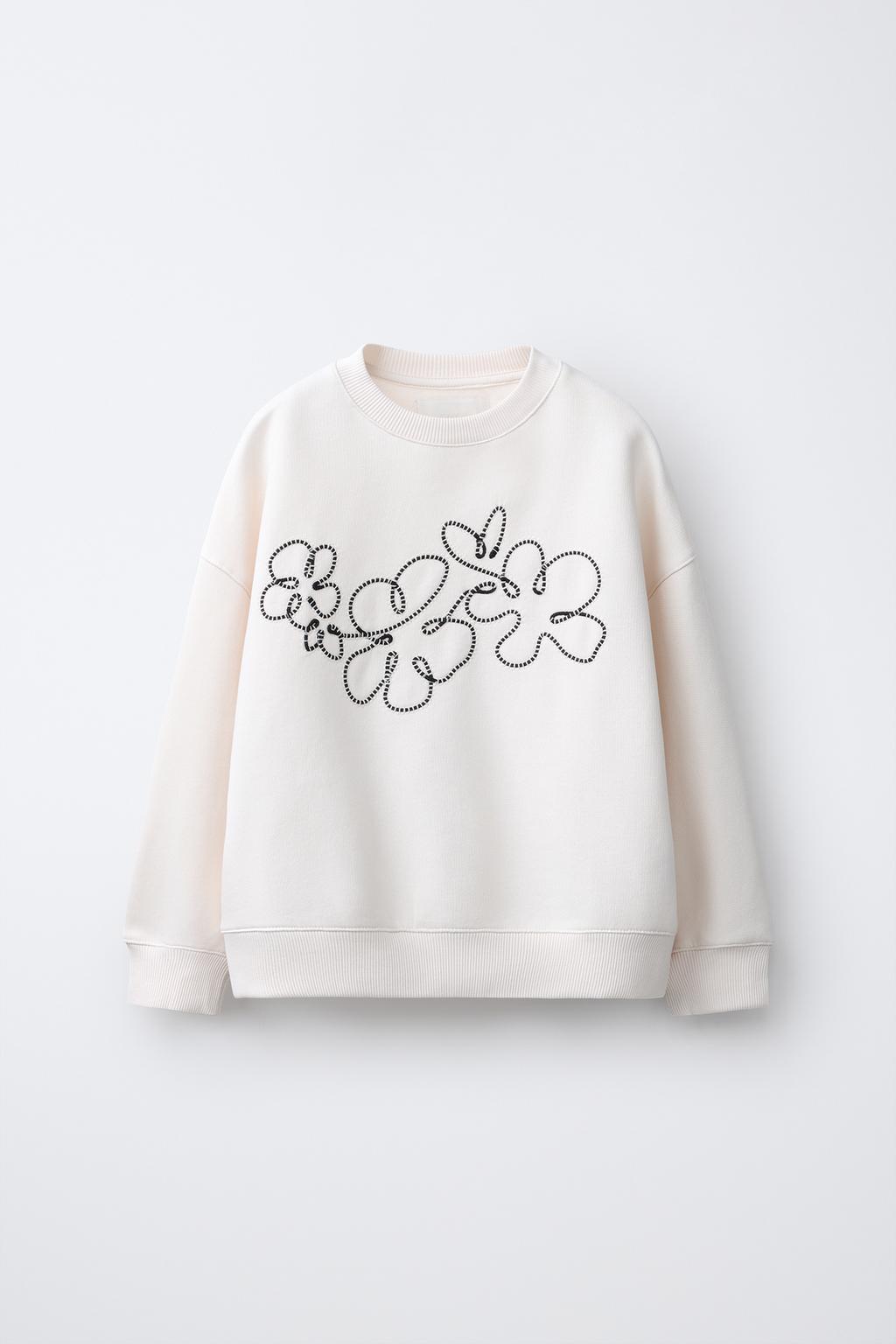 ТОЛСТОВКА С ЦВЕТОЧНЫМ ШНУРКОМ