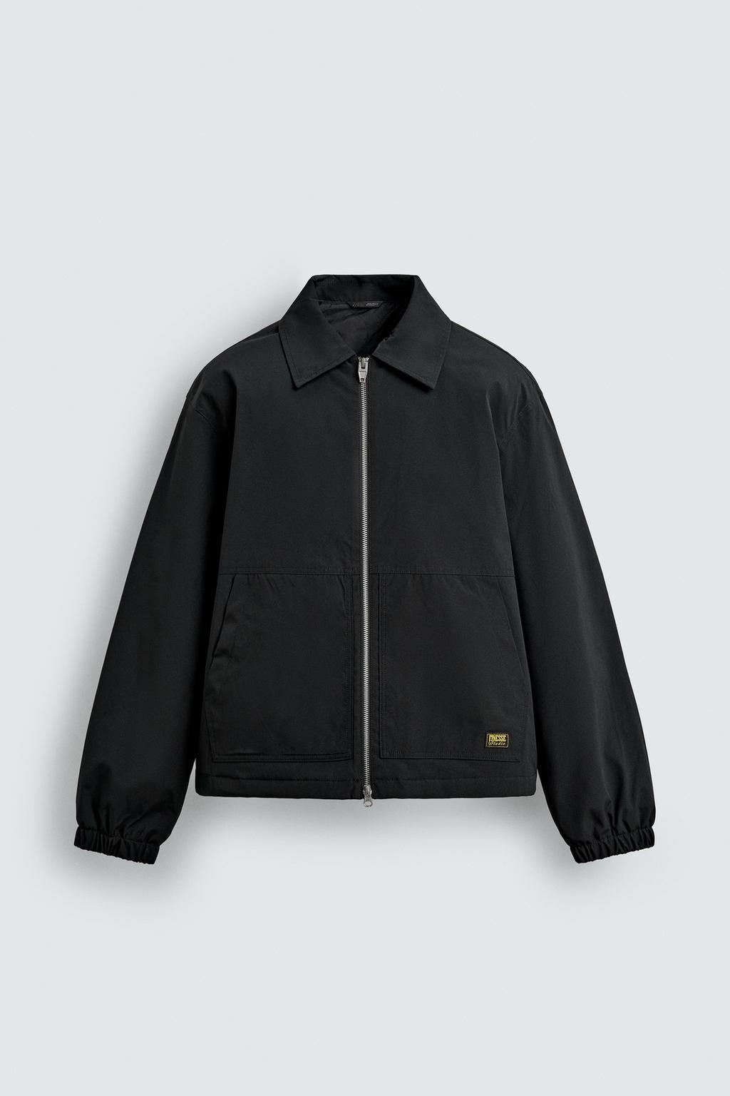 КУРТКА  ИЗ ВЫСОКОТЕХНОЛОГИЧНОЙ ТКАНИ