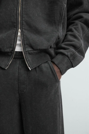 Джоггеры баллон с эффектом потертости- Заказать в России