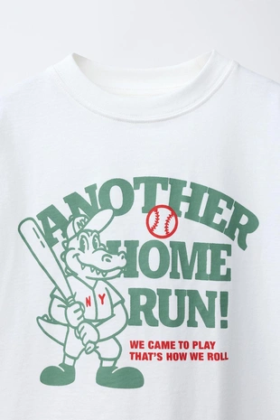 Футболка с принтом varsity