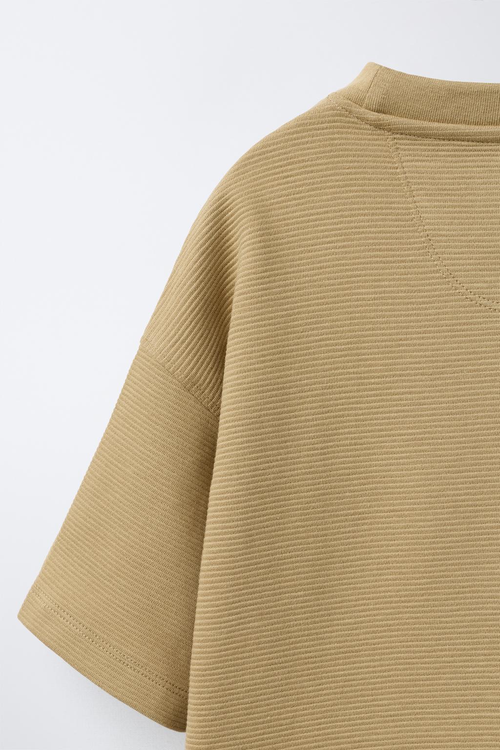 ФУТБОЛКА ИЗ ТКАНИ ОТТОМАН С НАШИВКОЙ