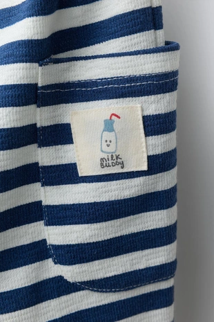 Брюки-джоггеры в полоску с нашивкой- Заказать в России