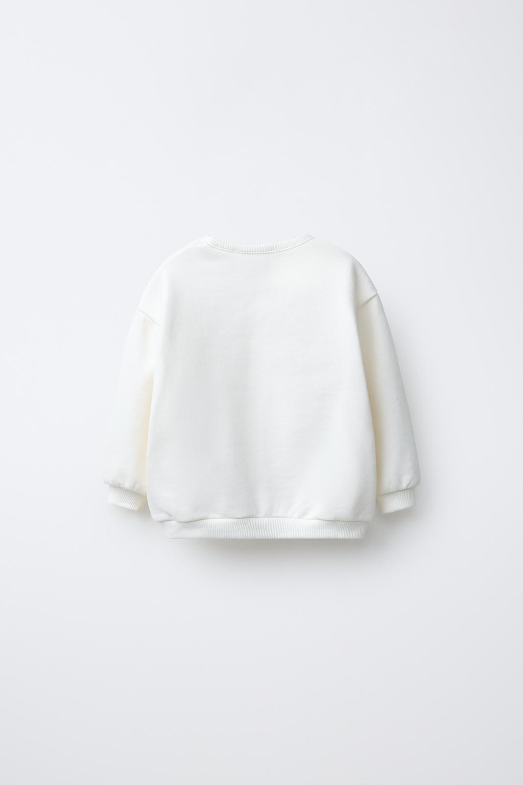 ТОЛСТОВКА С РЕЛЬЕФНЫМ ПРИНТОМ