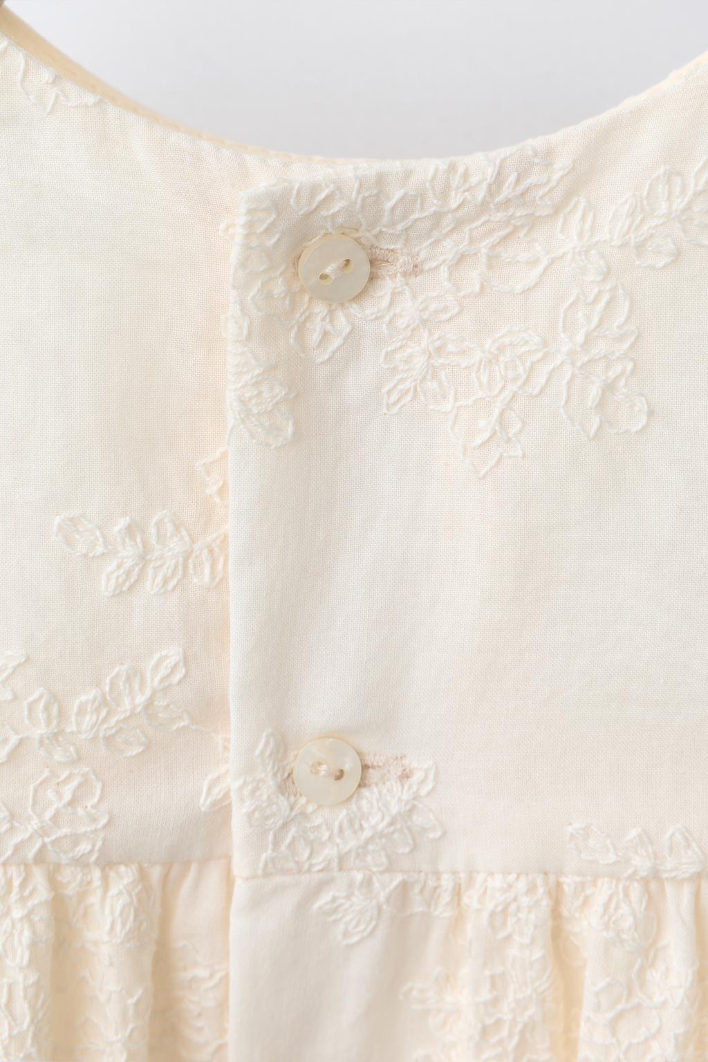 ПЛАТЬЕ И ТРУСИКИ С ВЫШИВКОЙ