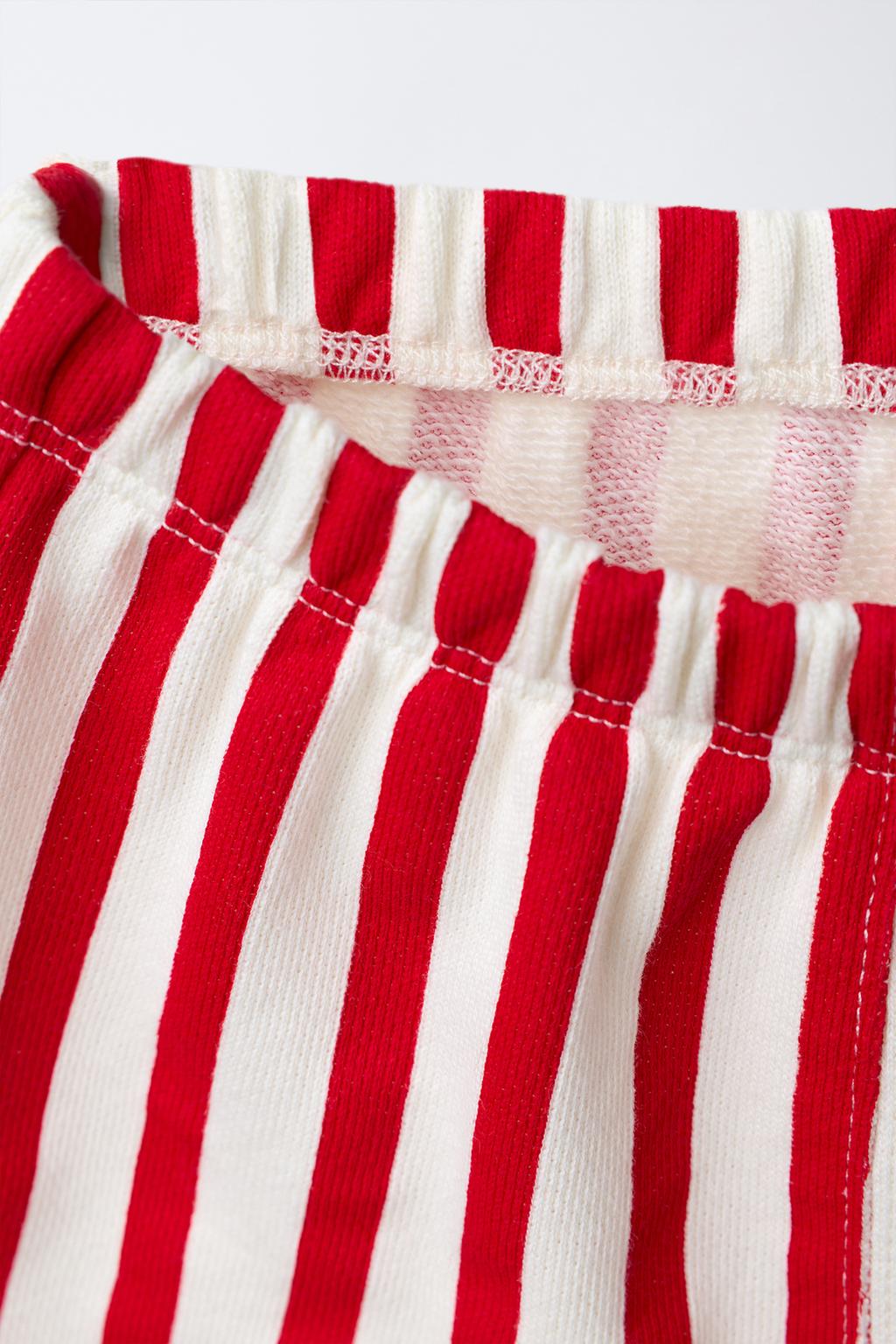 ШОРТЫ-БЕРМУДЫ В ПОЛОСКУ С АППЛИКАЦИЕЙ-ЯБЛОКОМ