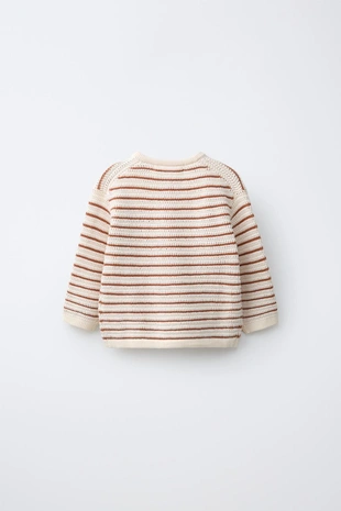 Свитер с нашивкой «лев»- Заказать в России