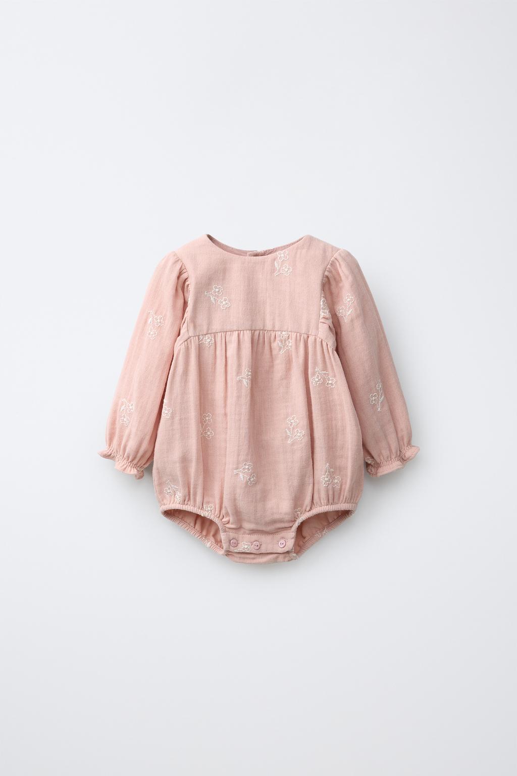 КОМБИНЕЗОН С ВЫШИВКОЙ «ЦВЕТЫ»