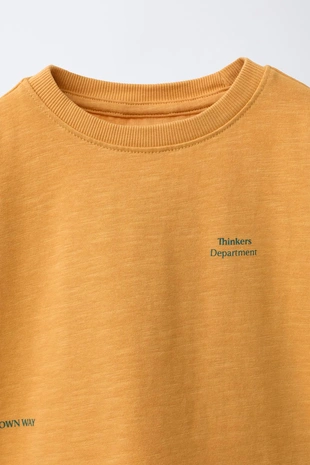 Футболка с надписью