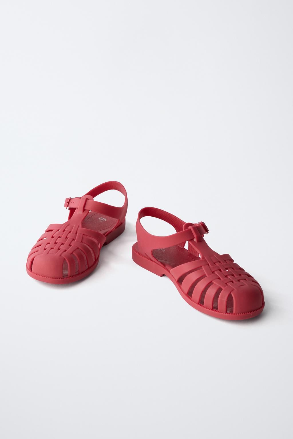 РЕЗИНОВЫЕ САНДАЛИИ