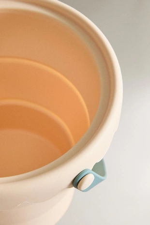 Детская пластиковая ведёрко-лопатка для пляжа- Заказать в России