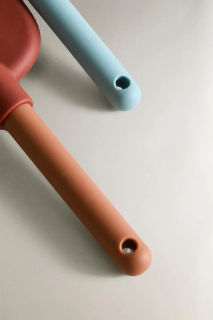 Набор силиконовых лопатки и грабель для пляжа детский (набор из 2)- Заказать в России