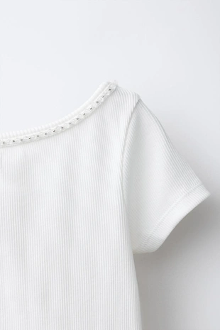 Футболка в рубчик со стразами- Заказать в России