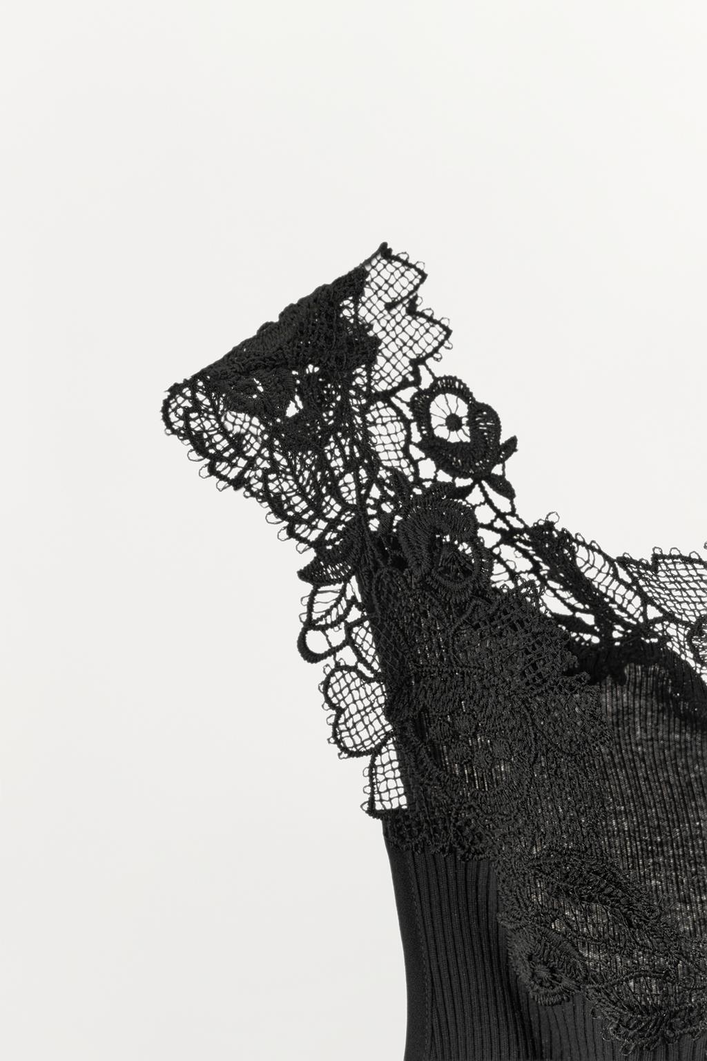 ТОП В РУБЧИК С КРУЖЕВОМ