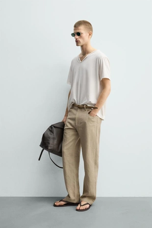 Футболка с широким неправильным воротником- Заказать в России