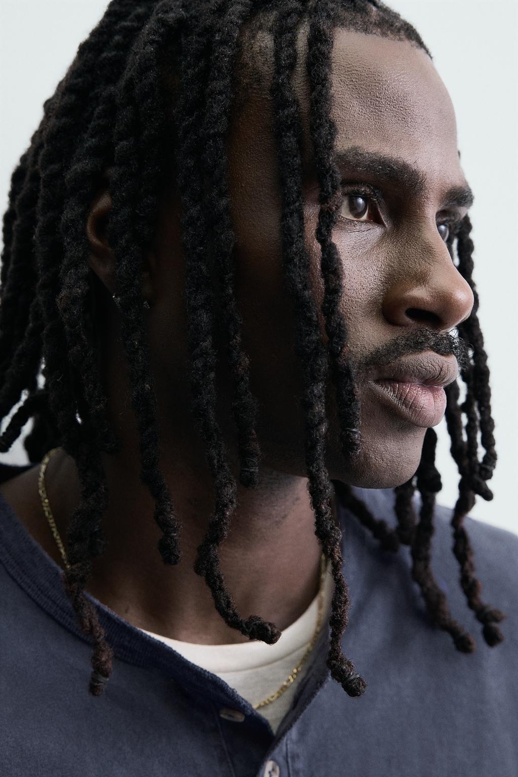 ФУТБОЛКА ХЕНЛИ С ЭФФЕКТОМ ПОТЕРТОСТИ