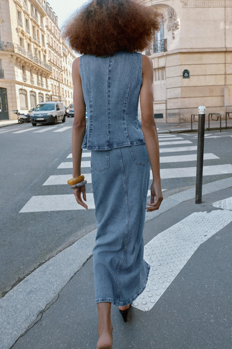 Джинсовый жилет с двубортной застежкой z1975