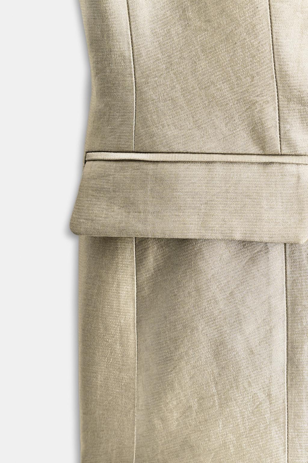 ПРИТАЛЕННЫЙ ЖИЛЕТ-БЮСТЬЕ