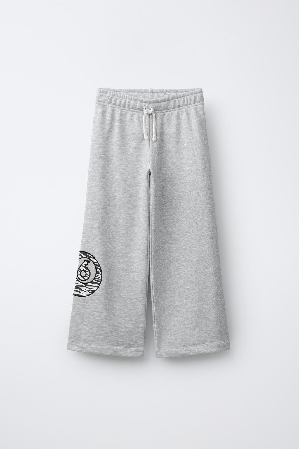 БРЮКИ  ИЗ МЯГКОЙ ТКАНИ С ПРИНТОМ ШАРА ДЛЯ БИЛЬЯРДА