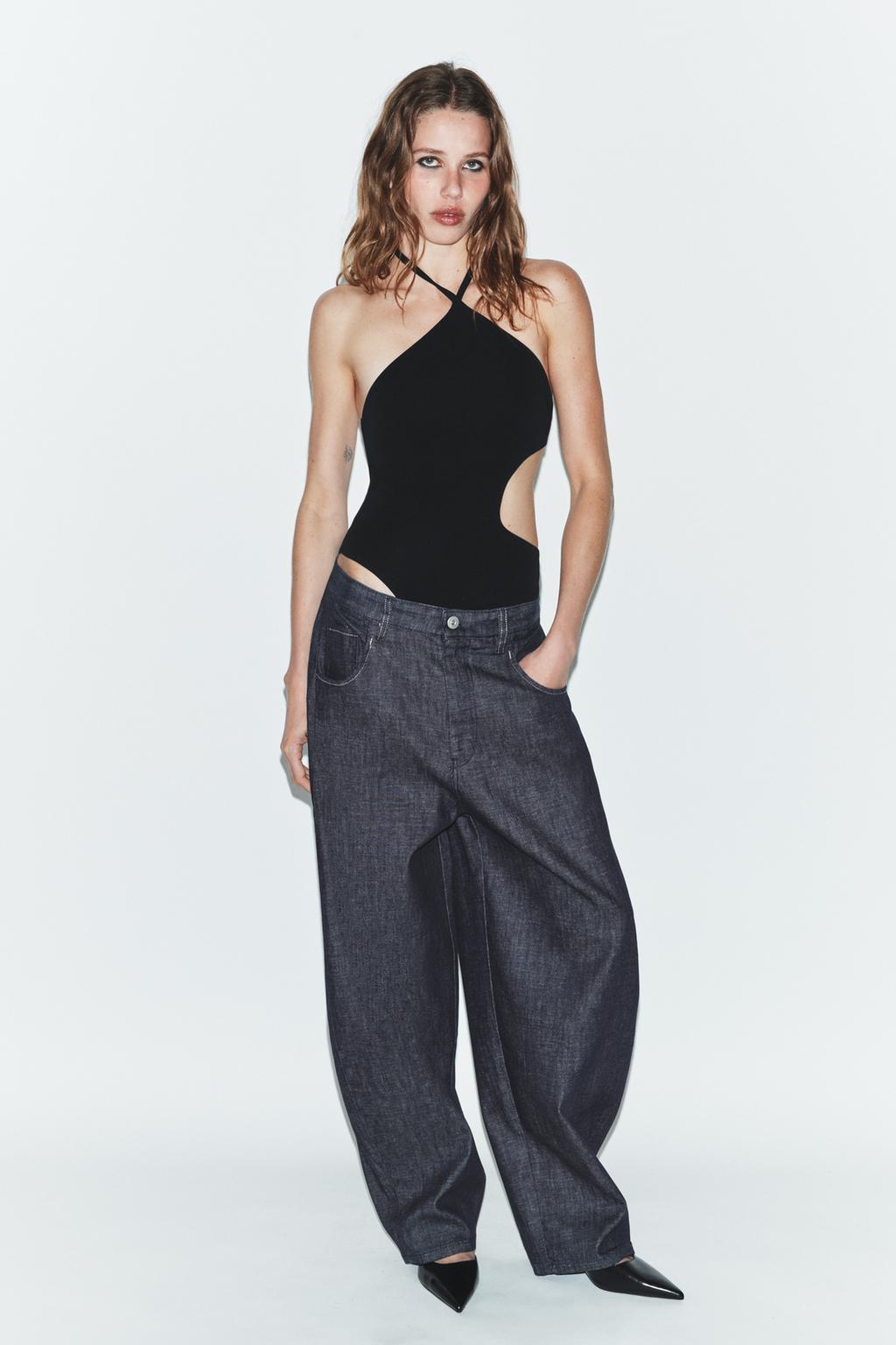 БОДИ ХАЛТЕР С ВЫРЕЗАМИ ИЗ ЭЛАСТИЧНОГО ТРИКОТАЖА