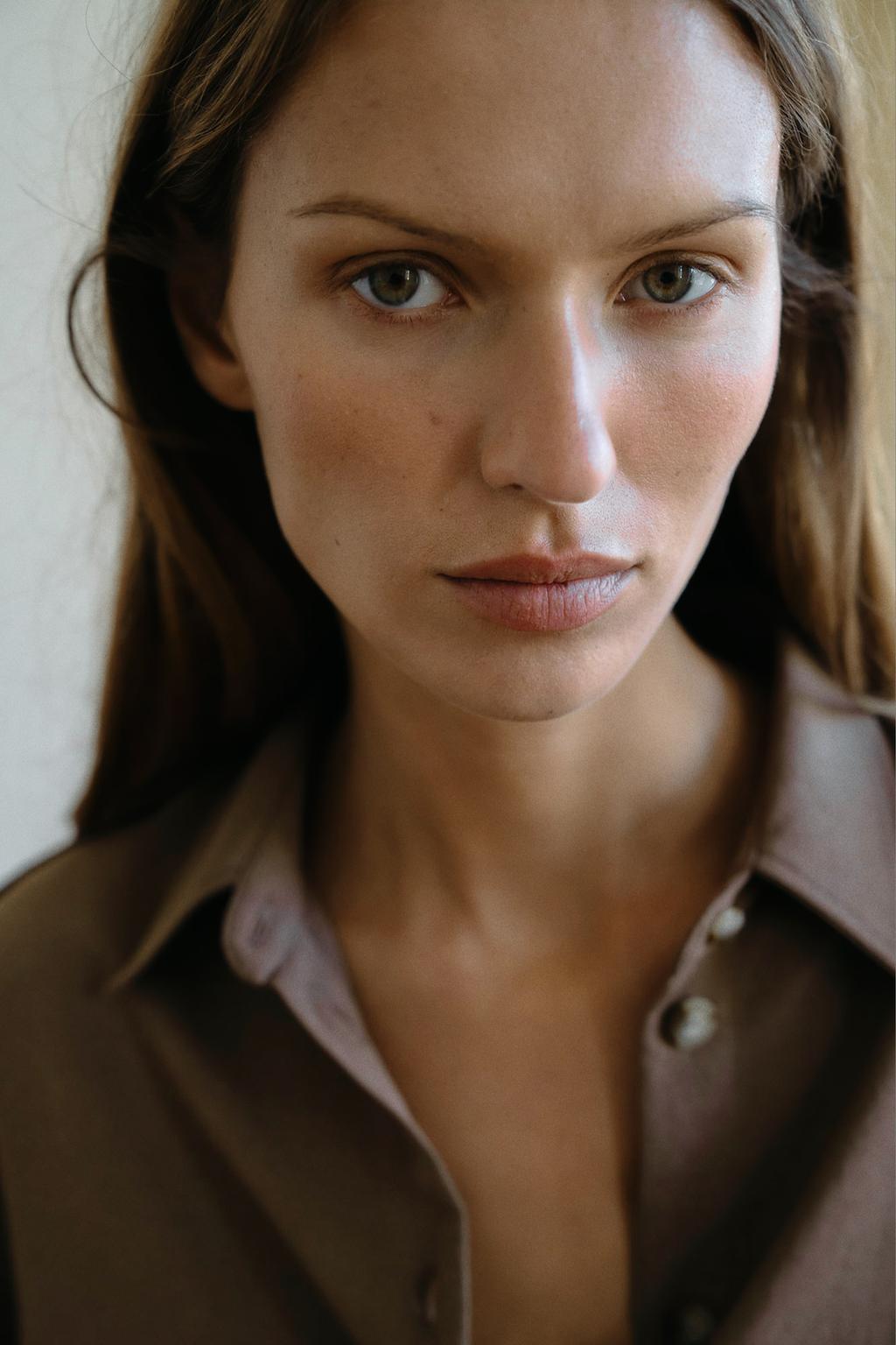 УКОРОЧЕННАЯ РУБАШКА С ХЛЯСТИКАМИ