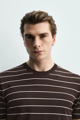 Футболка классического кроя- Заказать в России