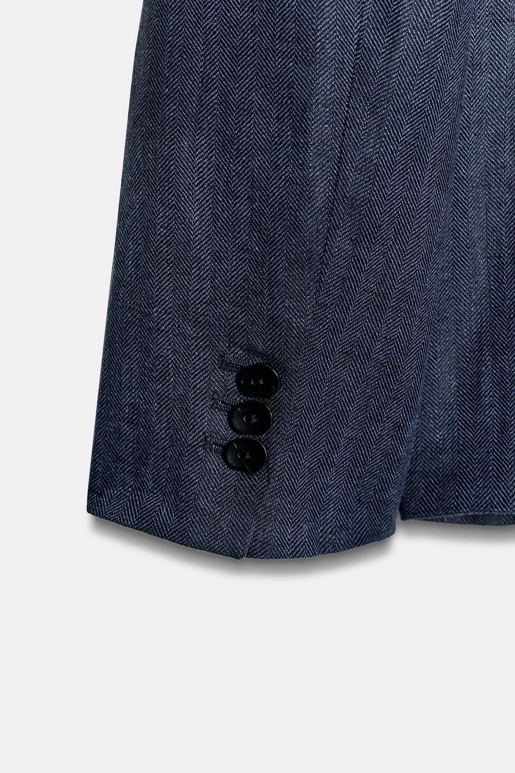 ПРИТАЛЕННЫЙ БЛЕЙЗЕР В ЁЛОЧКУ С ПОДПЛЕЧНИКАМИ