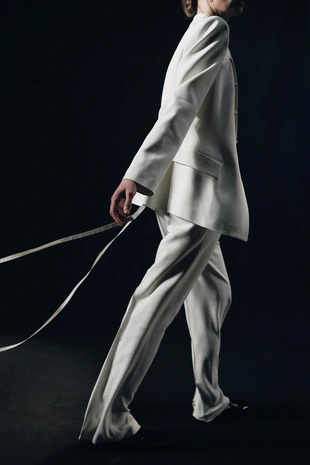 Двубортный блейзер с подплечниками — коллекция Zara «Zw»- Заказать в России