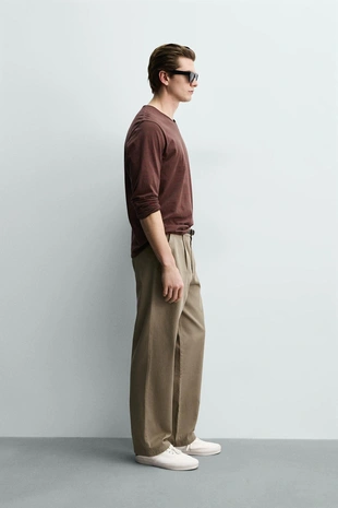 Брюки чинос  со складками- Заказать в России