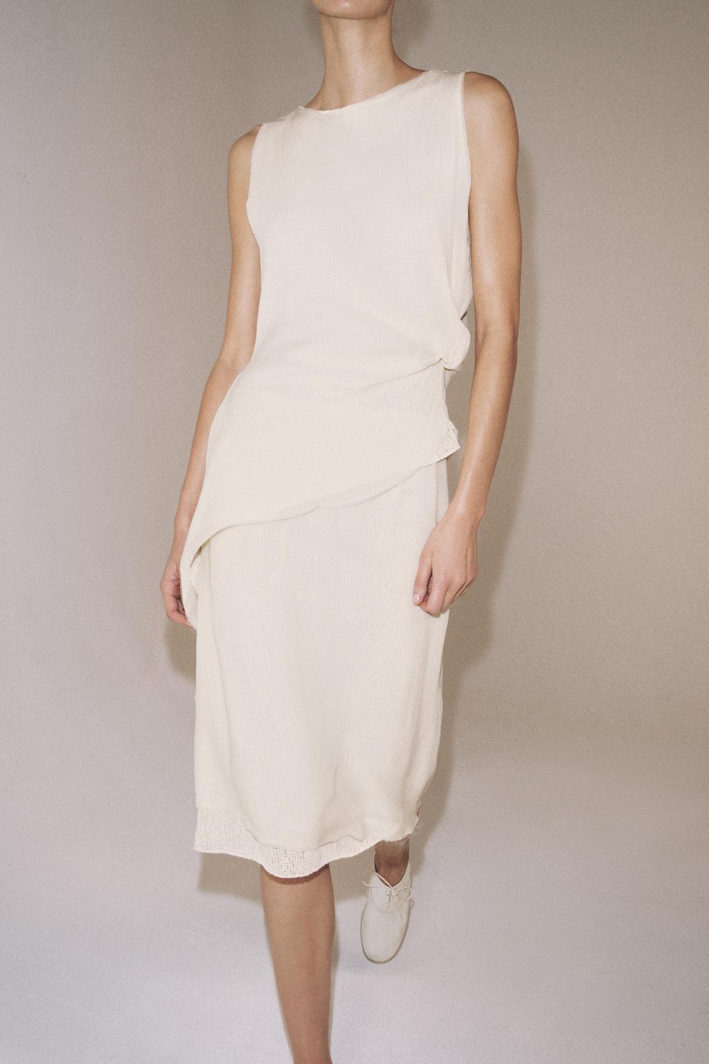 ТОП АСИММЕТРИЧНОГО КРОЯ С ВЫРЕЗАМИ