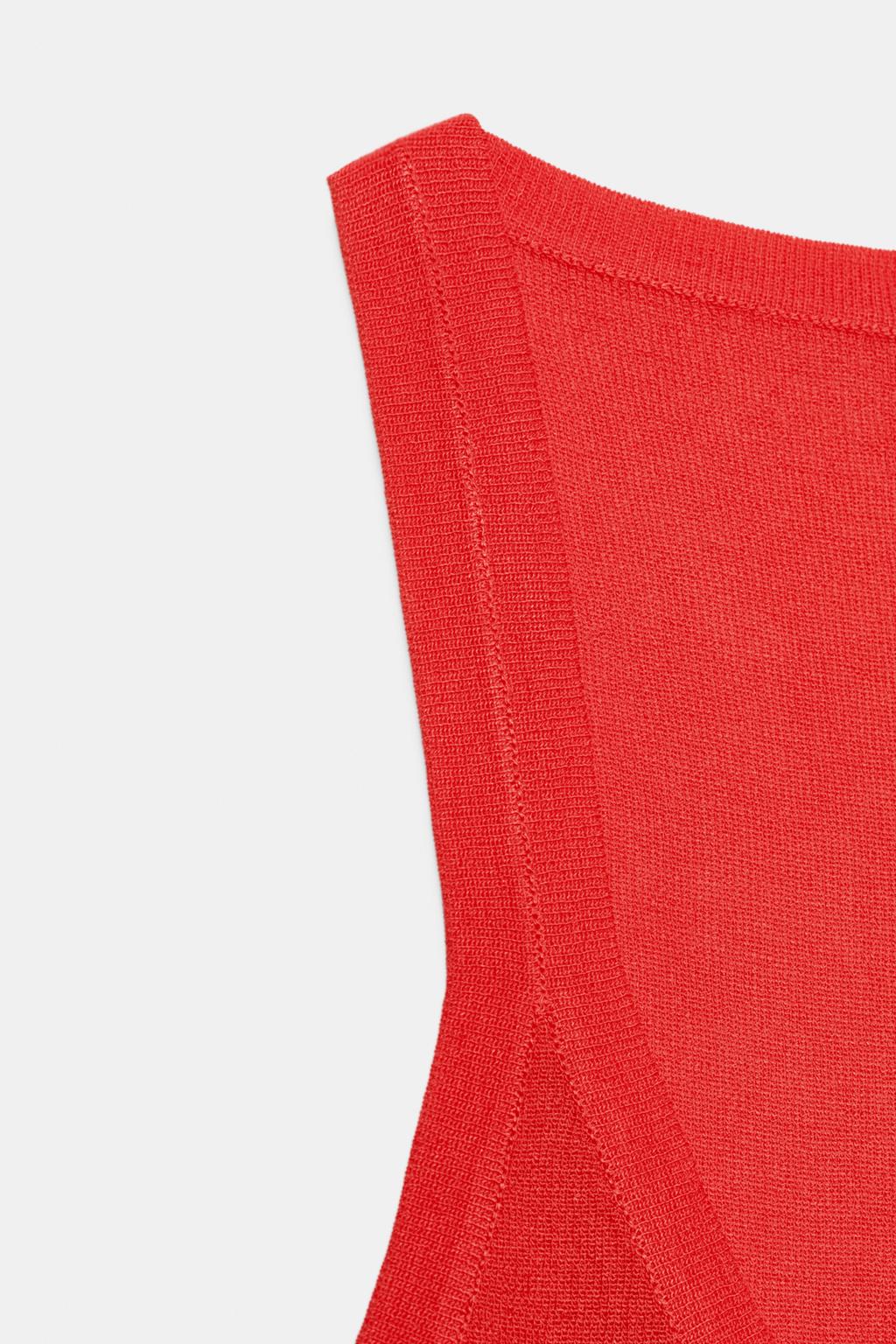 ТОП ИЗ ТОНКОГО ТРИКОТАЖА БЕЗ РУКАВОВ