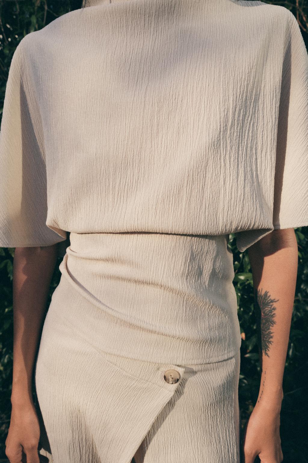 ТОП ФАКТУРНЫЙ СО СКЛАДКАМИ