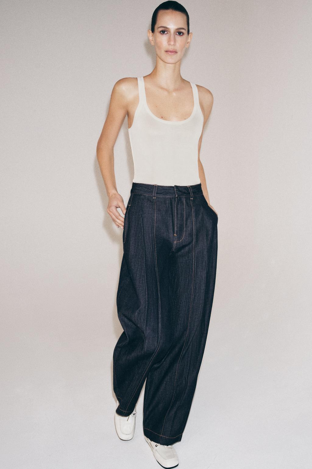 ТОП ИЗ ТОНКОГО ТРИКОТАЖА БЕЗ РУКАВОВ