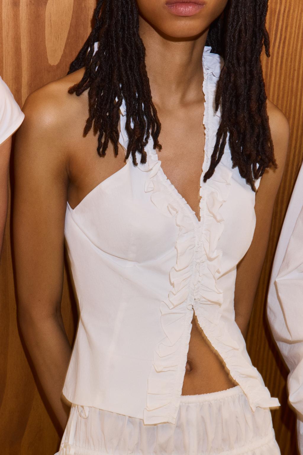 ТОП ИЗ НЕЙЛОНА С ВОЛАНАМИ