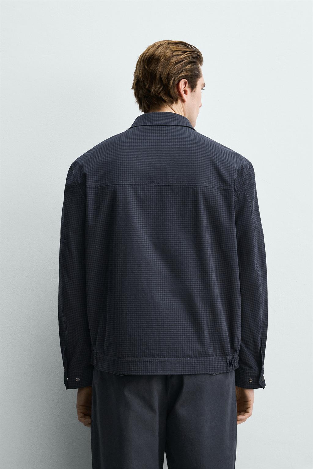 КУРТКА КЛАССИЧЕСКОГО КРОЯ В КЛЕТКУ