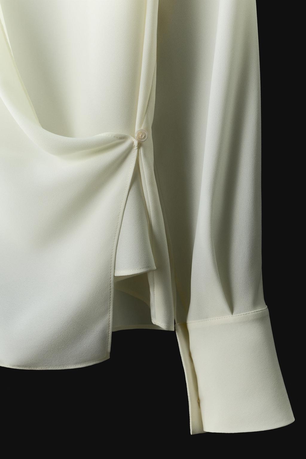 БЛУЗА НА ЗАПАХЕ ИЗ СТРУЯЩЕЙСЯ ТКАНИ — коллекция Zara «ZW»